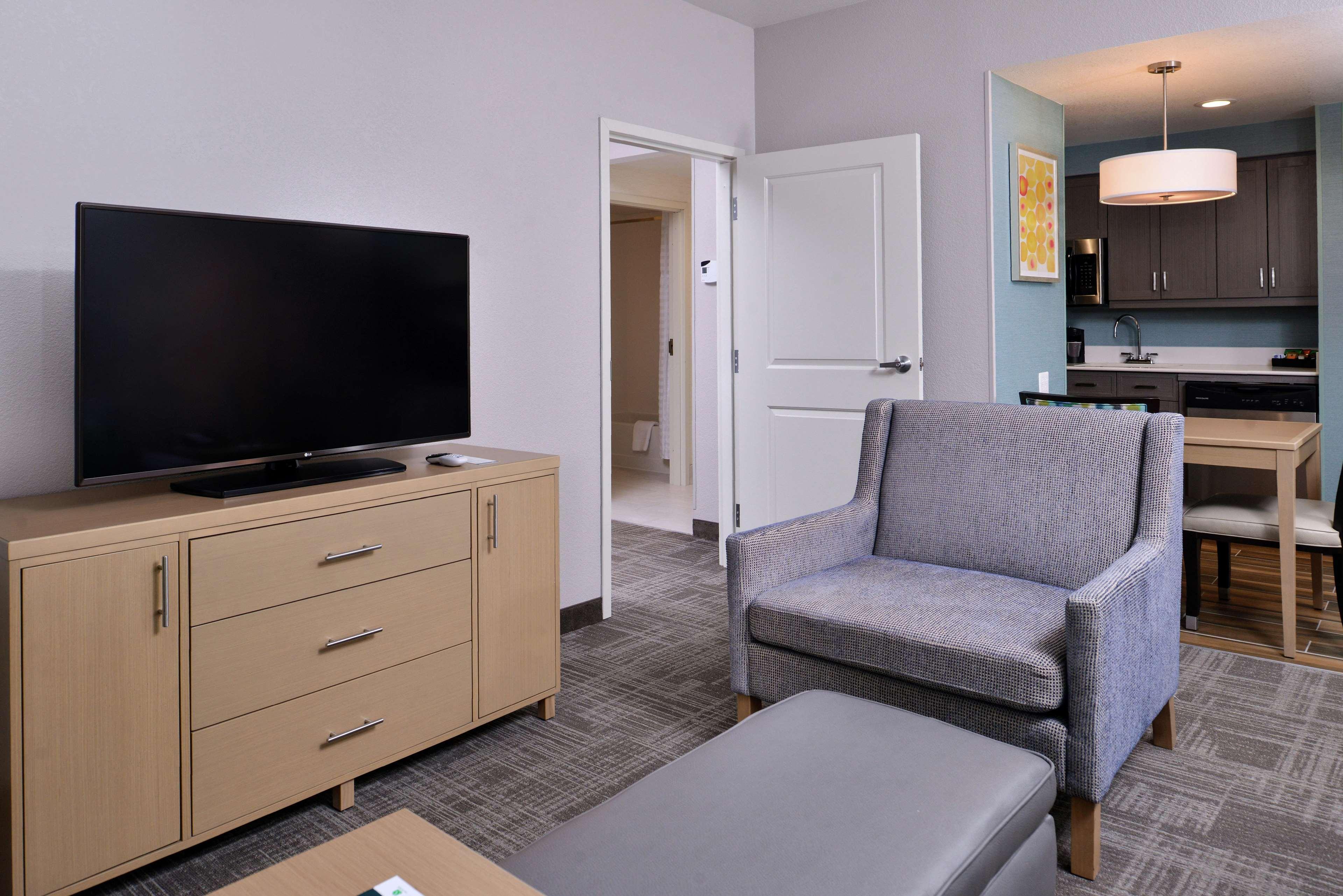 Homewood Suites Des Moines Airport Extérieur photo