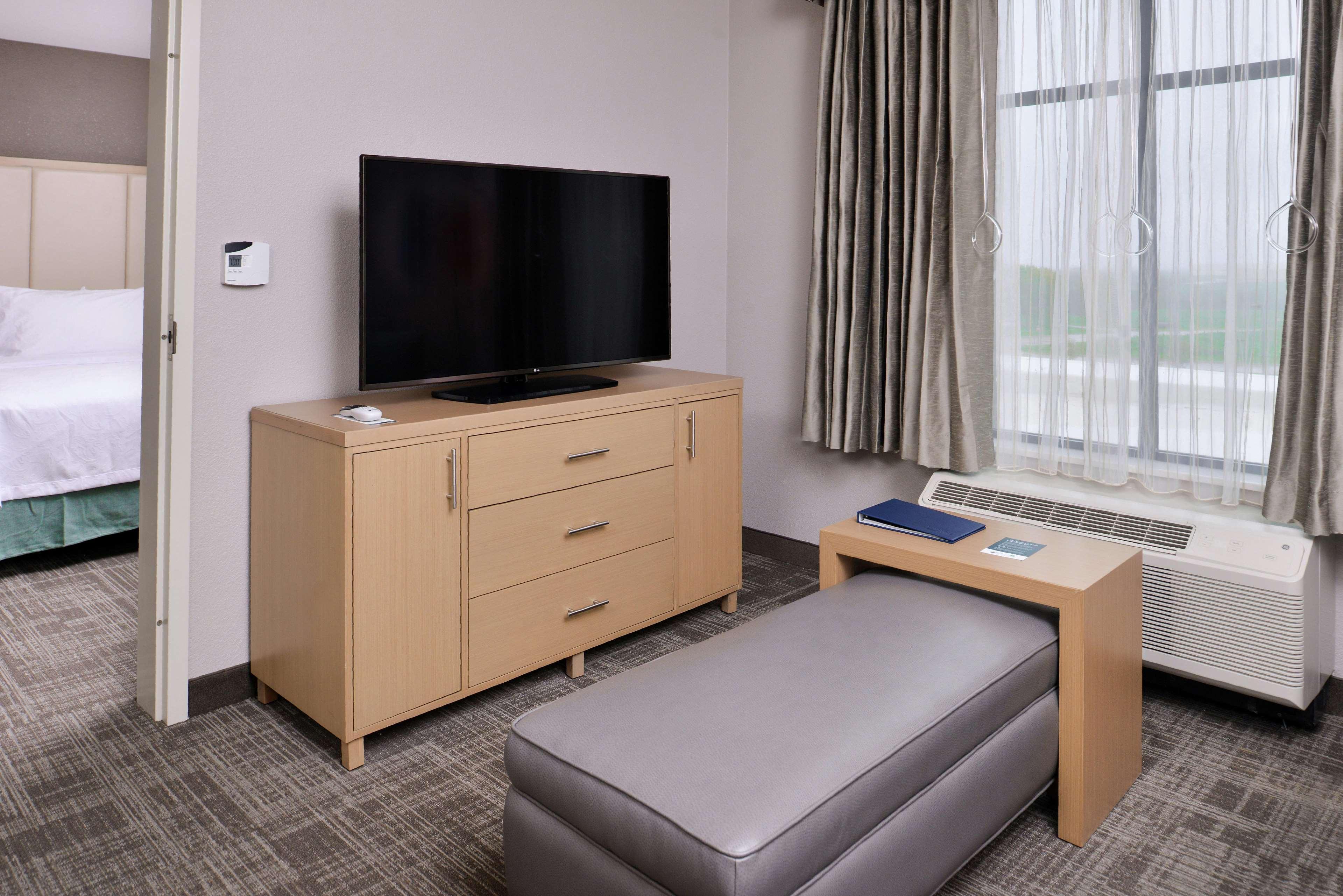 Homewood Suites Des Moines Airport Extérieur photo