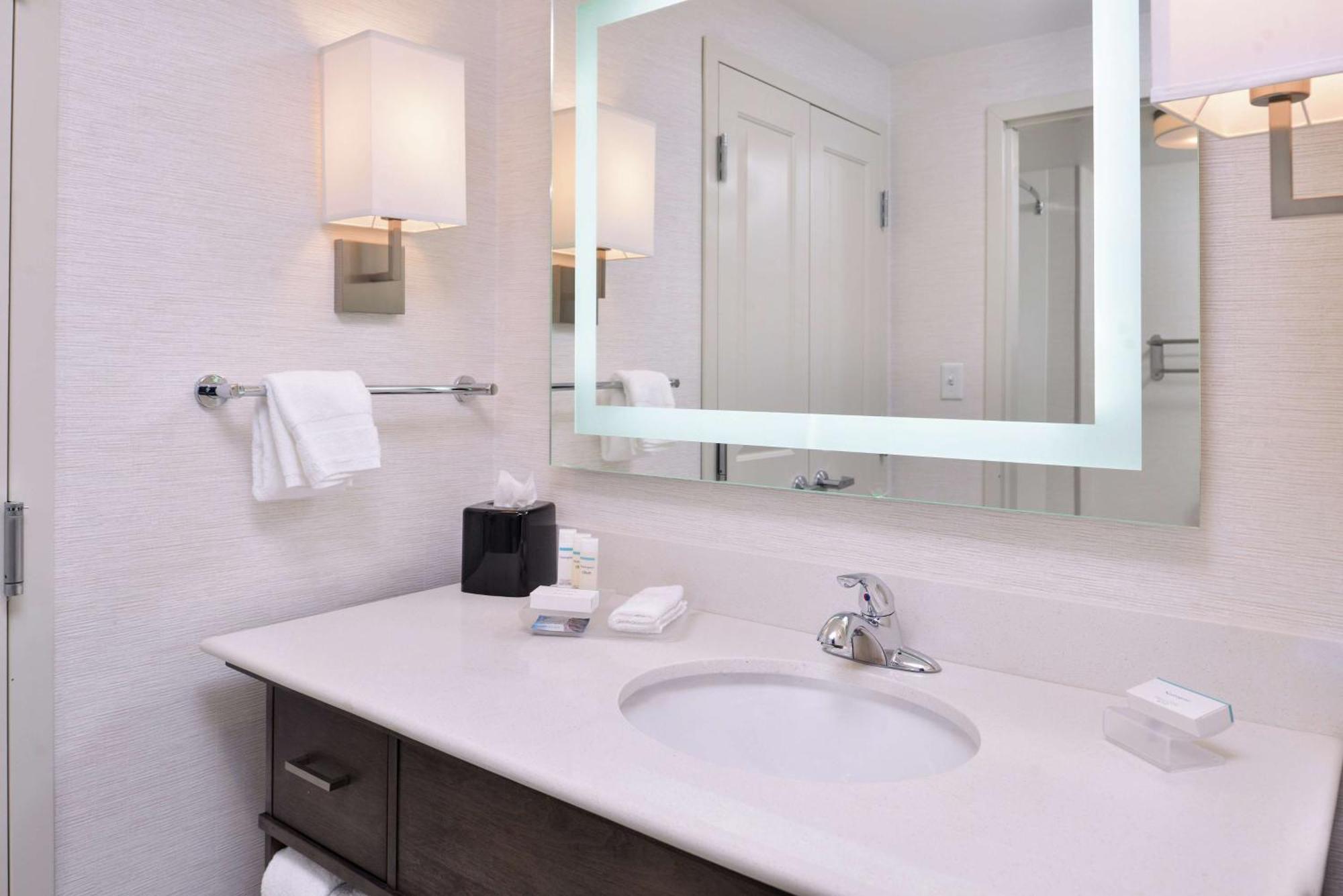 Homewood Suites Des Moines Airport Extérieur photo