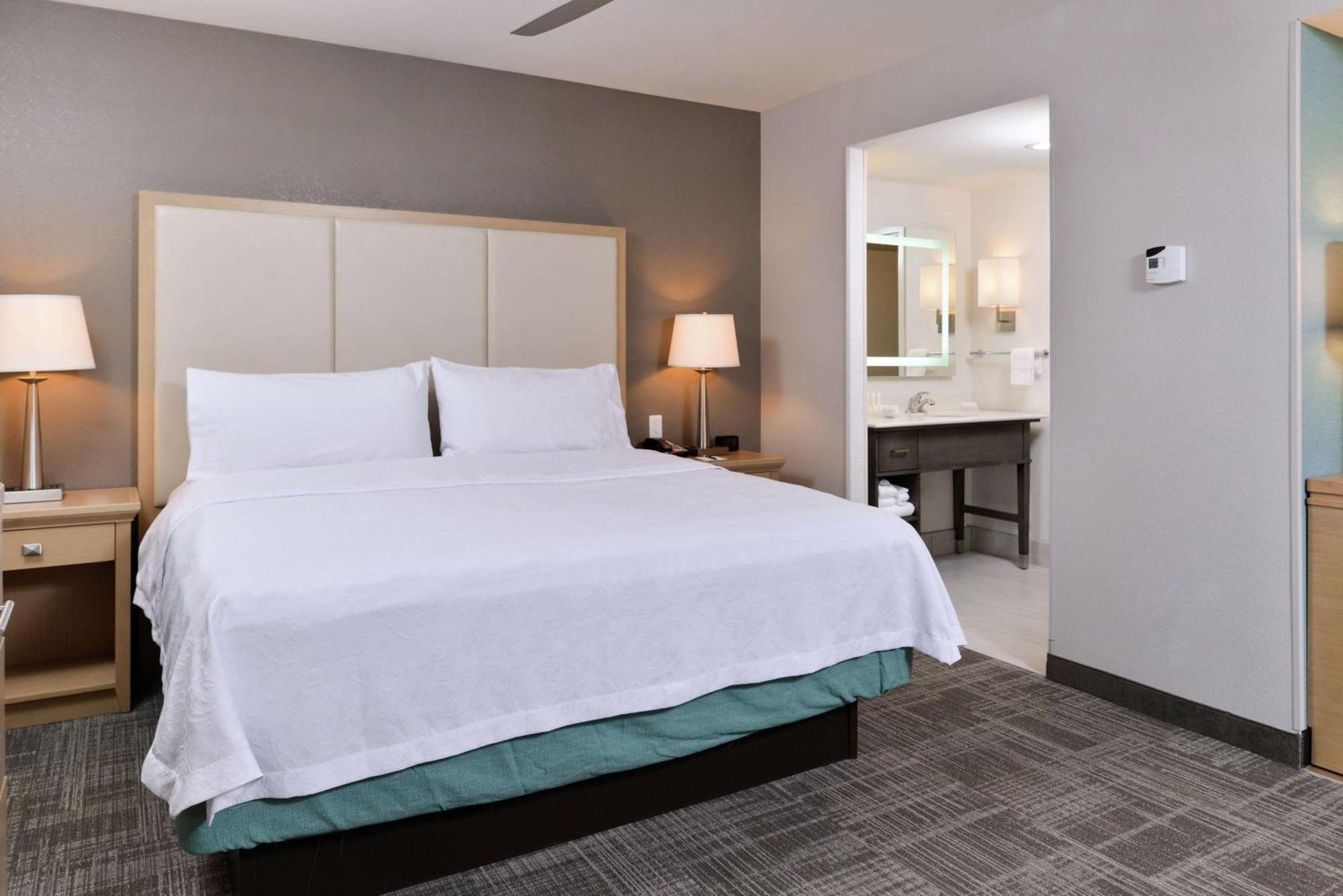 Homewood Suites Des Moines Airport Extérieur photo